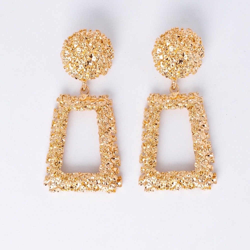 Gold earrings